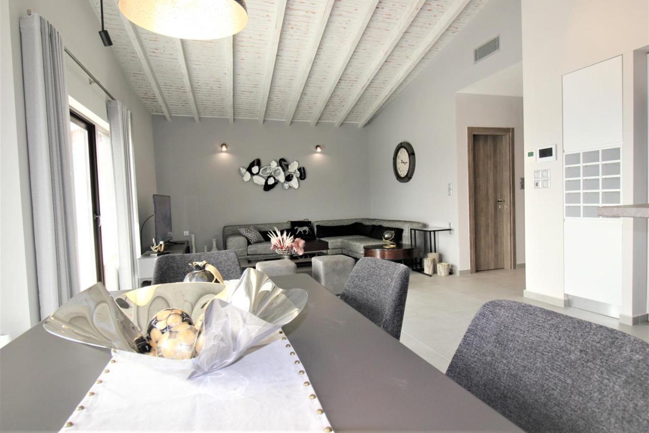 The Victoria-City Apartment Lefkáda Extérieur photo
